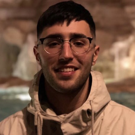 Mario García Lucas, creador de Vapeo Salva Vidas, web destinada al cigarrillo electrónico